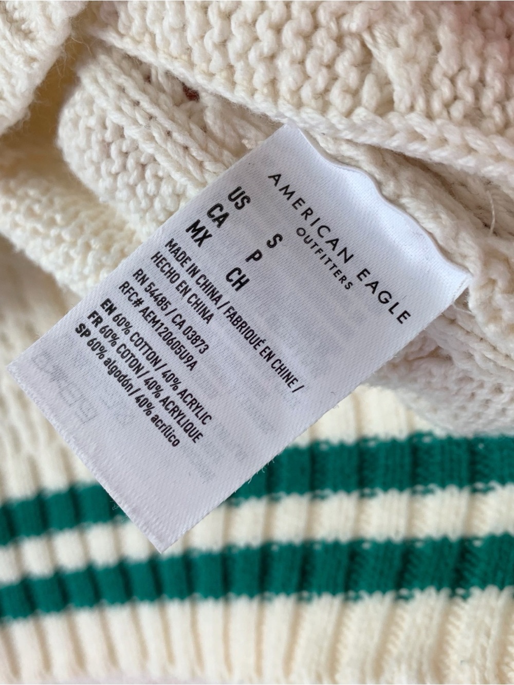 American Eagle Outfitters women's long sleeve Cream Cable Knit Sweater size S - Picture 6 of 9